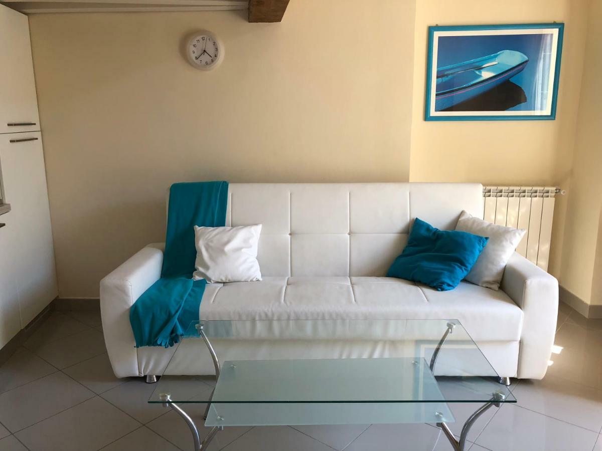 Abcdecor Italia Apartment Imperia Bagian luar foto